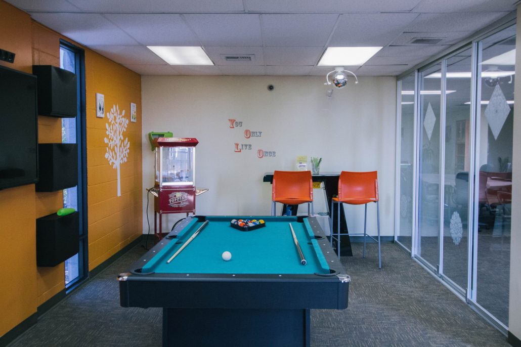 Recreation room with pool table